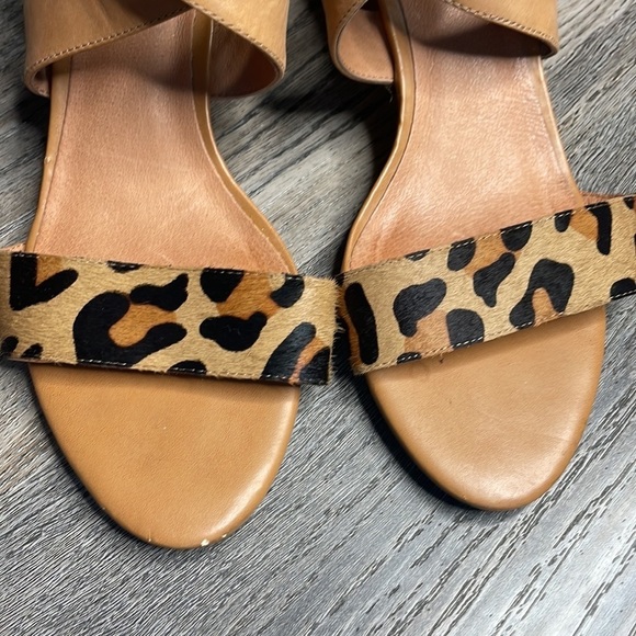 Halogen Leopard Print and Tan heeled open toe strappy sandal, size 8.5 - Picture 6 of 10